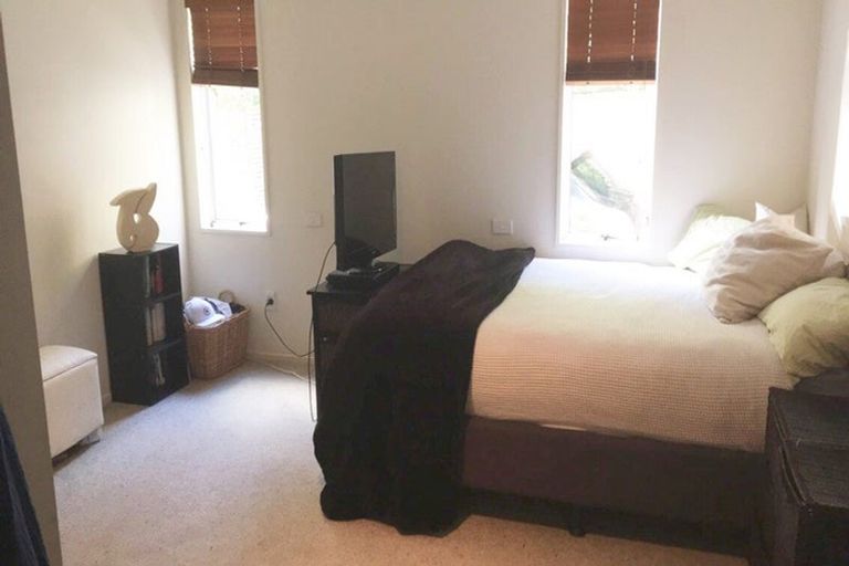 Photo of property in 136 Port Hills Road, Heathcote Valley, Christchurch, 8022