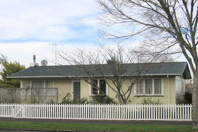 Photo of property in 213 Sandwich Road, St Andrews, Hamilton, 3200