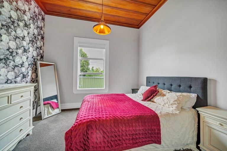 Photo of property in 32 Collins Street, Hawera, 4610