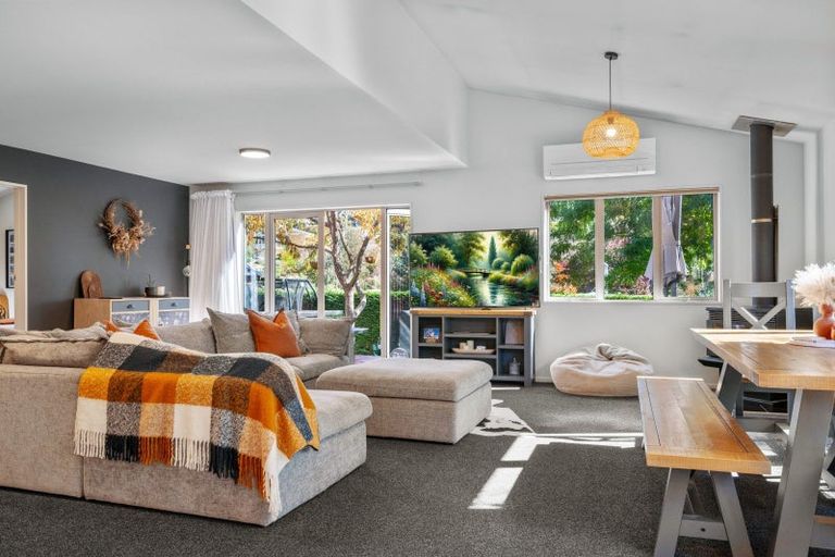 Photo of property in 16 Athenry Road, Bridge Hill, Alexandra, 9320