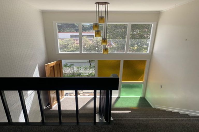 Photo of property in 7 Pluto Place, Beach Haven, Auckland, 0626