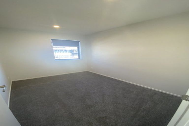 Photo of property in 5/39 Renata Crescent, Te Atatu Peninsula, Auckland, 0610
