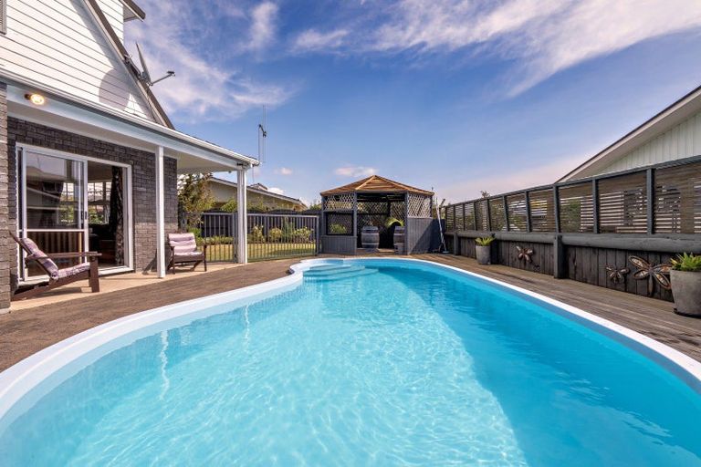 Photo of property in 2 Sisam Place, Whakatane, 3120