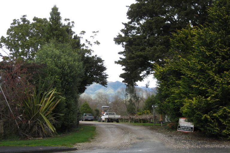 Photo of property in 16 Edinburgh Street, Takaka, 7110