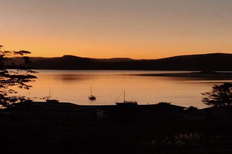 Photo of property in 16 Reotahi Road, Whangarei Heads, Whangarei, 0174