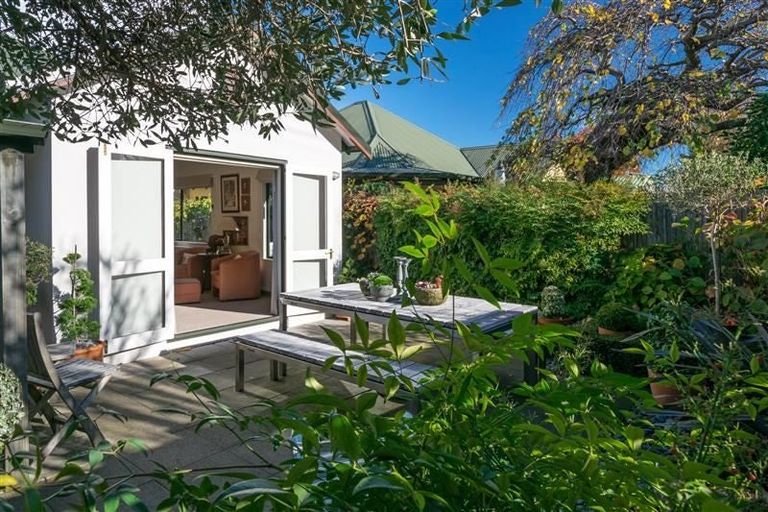 Photo of property in 15 Ward Street, Springlands, Blenheim, 7201