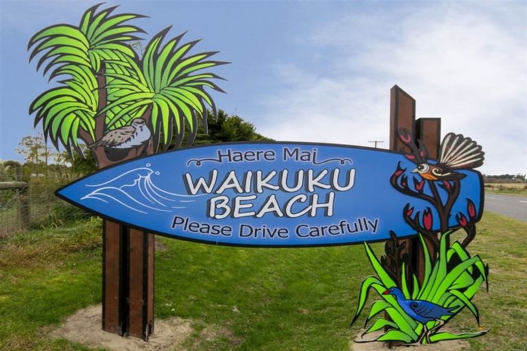 Photo of property in 24 Park Terrace, Waikuku Beach, 7473