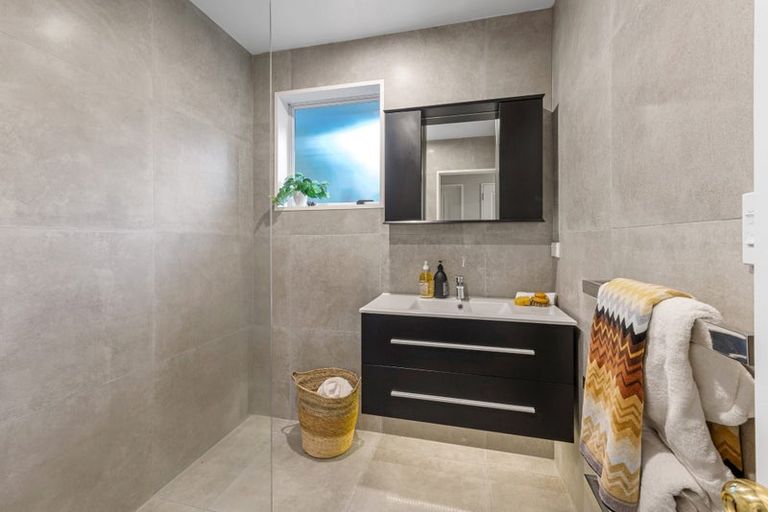 Photo of property in 2/80 Perry Street, Papanui, Christchurch, 8053