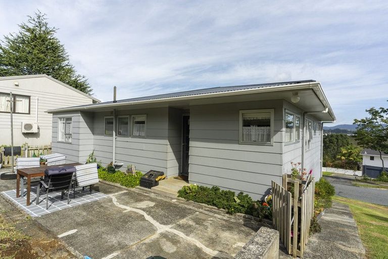 Photo of property in 10 Arawa Place, Onerahi, Whangarei, 0110