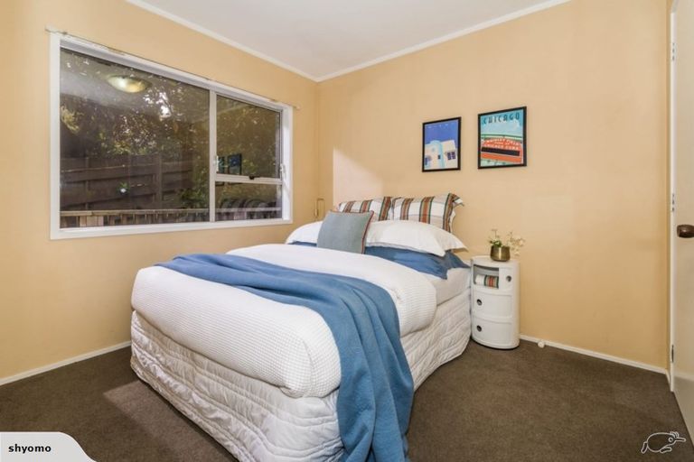 Photo of property in 1/124 Deep Creek Road, Torbay, Auckland, 0630