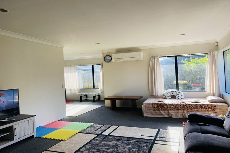 Photo of property in 2/9 Stratford Road, Manurewa, Auckland, 2105