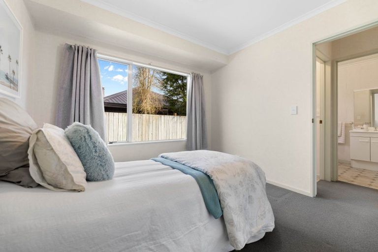 Photo of property in 2/15 The Grove, Nukuhau, Taupo, 3330