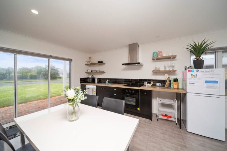 Photo of property in 5 Dorset Street, Opunake, 4616