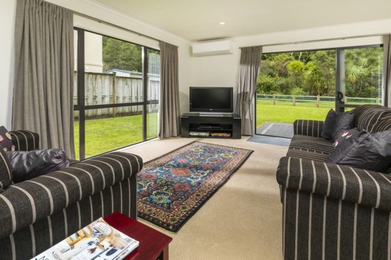 Photo of property in 20 Kristin Lane, Albany, Auckland, 0632