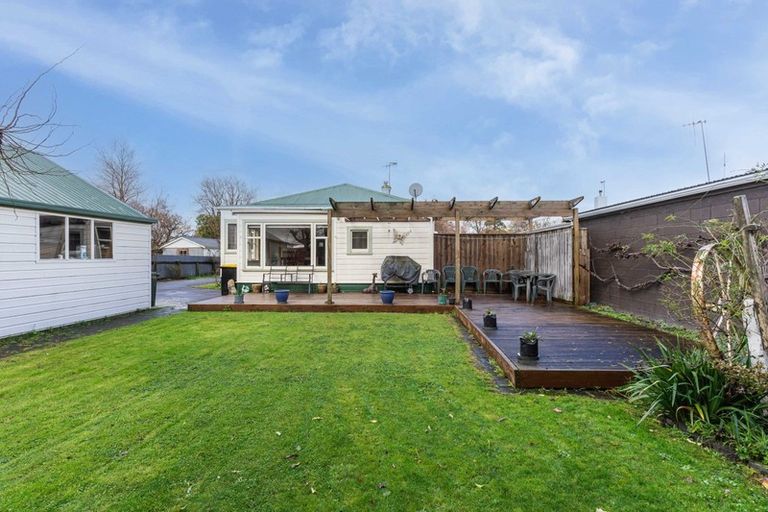 Photo of property in 44 Queen Street, Feilding, 4702