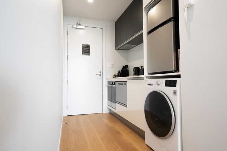Photo of property in Frank Sargeson Apts, 306/80 Anzac Street, Takapuna, Auckland, 0622