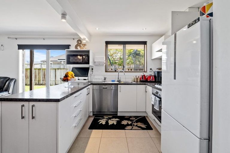 Photo of property in 2/31 Taylors Avenue, Bryndwr, Christchurch, 8052