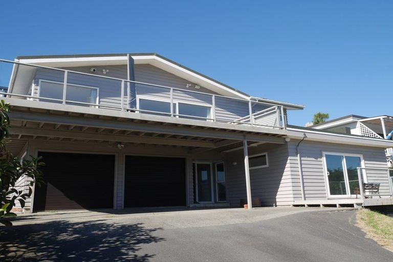 Photo of property in 13 Groves Road, Raumati Beach, Paraparaumu, 5032