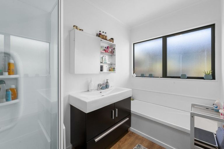 Photo of property in 23 Acacia Bay Road, Nukuhau, Taupo, 3330