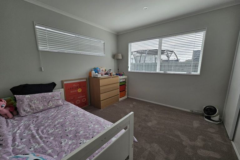 Photo of property in 27 Whenuapai Drive, Whenuapai, Auckland, 0618