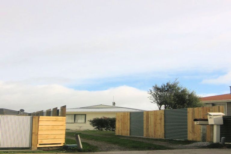Photo of property in 28b Chelmarsh Place, Highbury, Palmerston North, 4412