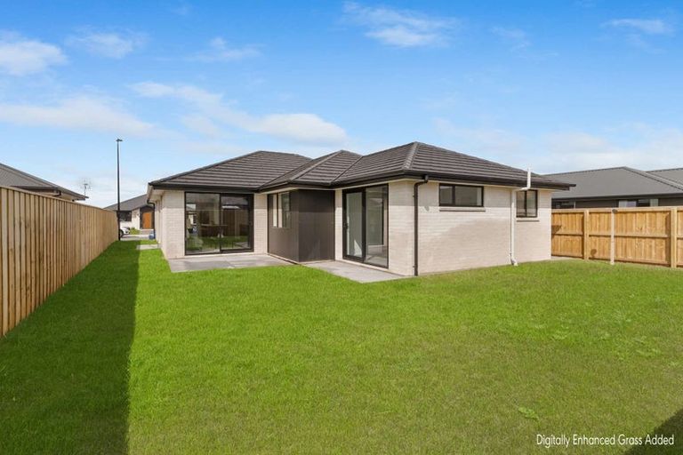 Photo of property in 25 Henshaw Street, Woodend, 7610