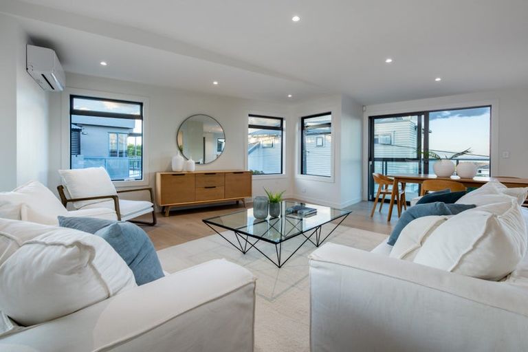 Photo of property in 2/67 Castor Bay Road, Castor Bay, Auckland, 0620