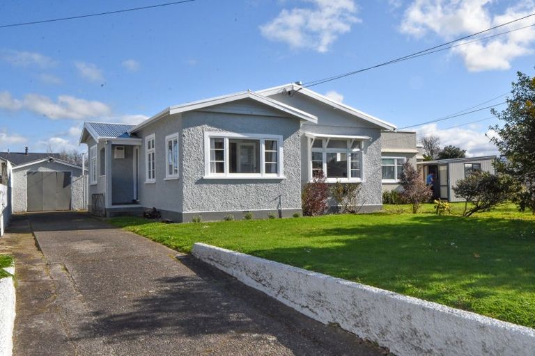 Photo of property in 107 Broadway, Carterton, 5713