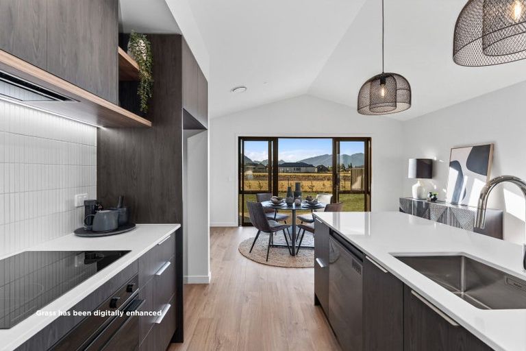 Photo of property in 11 Packer Road, Wanaka, 9382