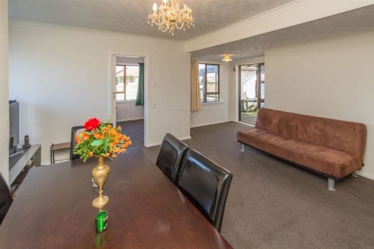 Photo of property in 35 Manurere Street, Hei Hei, Christchurch, 8042