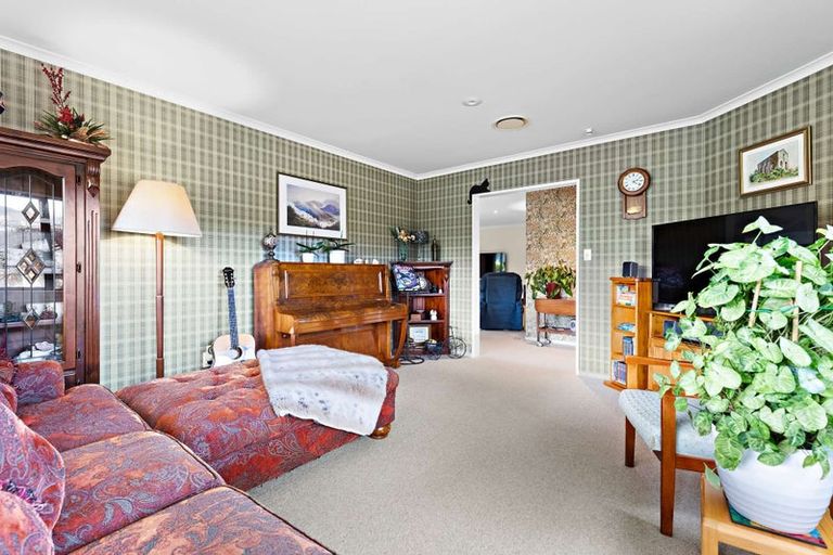 Photo of property in 53 Tawavale Street, Pukehangi, Rotorua, 3015