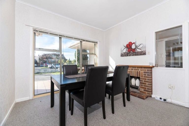 Photo of property in 2/31 Wintere Road, Papatoetoe, Auckland, 2025