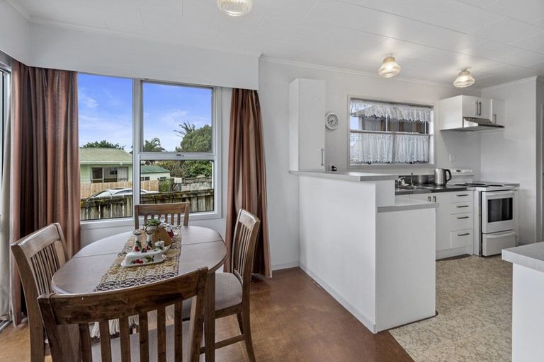 Photo of property in 11 Te Anau Place, Tikipunga, Whangarei, 0112