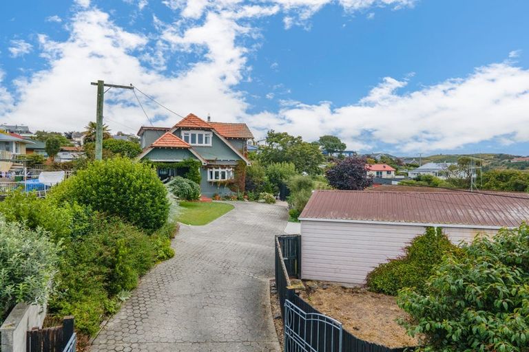 Photo of property in 18 Ure Street, South Hill, Oamaru, 9400