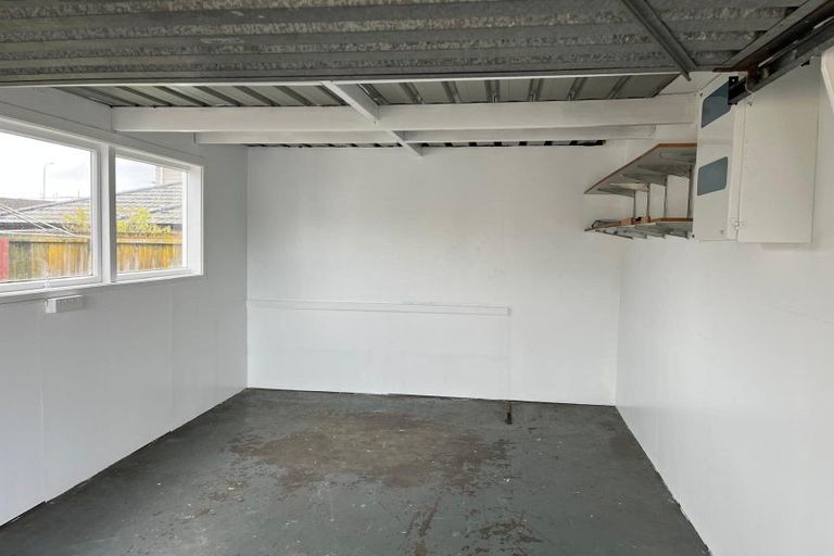 Photo of property in 2/5 Carolyn Street, Manukau, Auckland, 2025