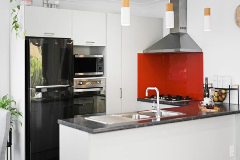 Photo of property in 27 Manapouri Place, Glenview, Hamilton, 3206