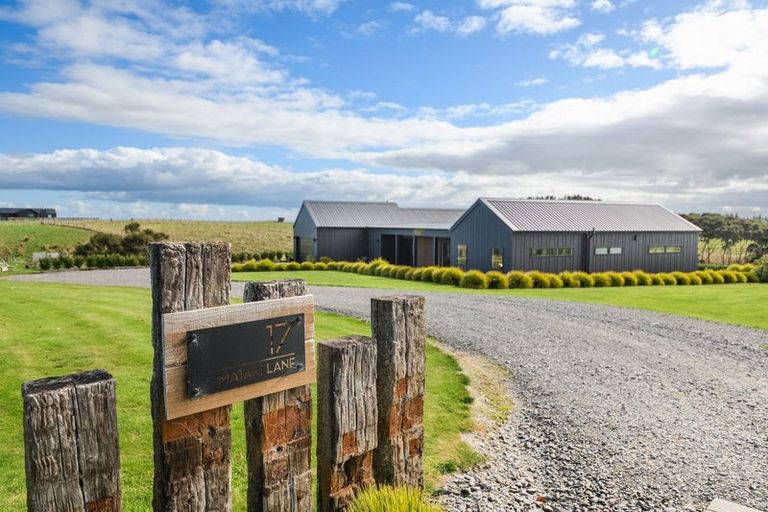 Photo of property in 17 Mataki Lane, Halcombe, Feilding, 4779