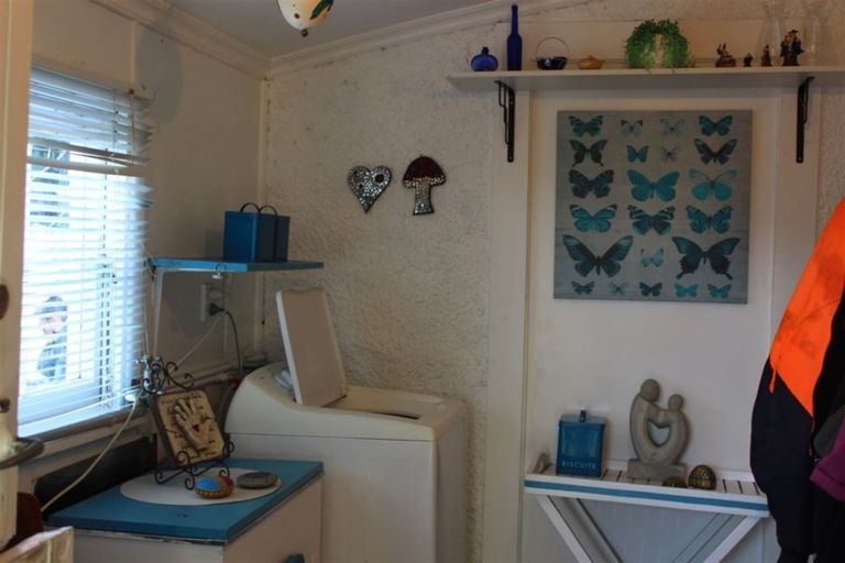 Photo of property in 23 Brough Street, Palmerston, 9430