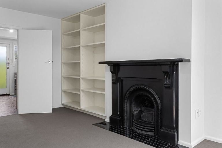 Photo of property in 3/135 Aikmans Road, Merivale, Christchurch, 8014