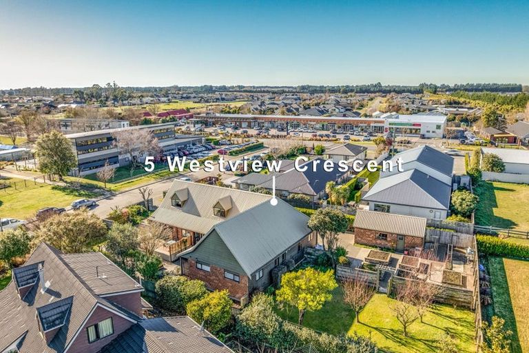 Photo of property in 5 Westview Crescent, West Melton, 7618