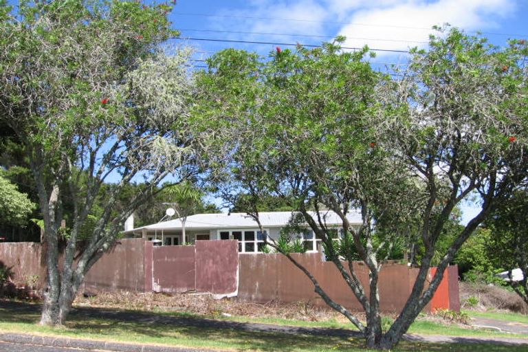 Photo of property in 20 Inglis Street, Birkenhead, Auckland, 0626