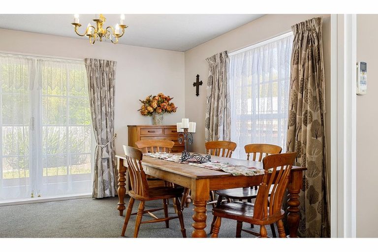 Photo of property in 108d Withells Road, Avonhead, Christchurch, 8042