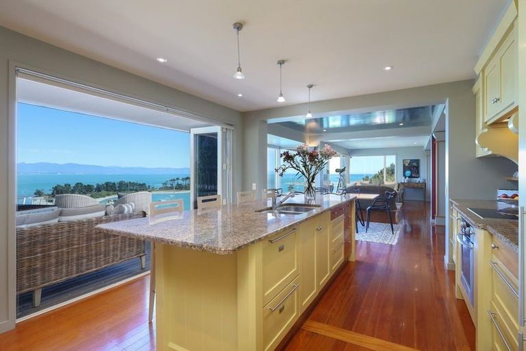 Photo of property in 39 Richardson Street, Britannia Heights, Nelson, 7010