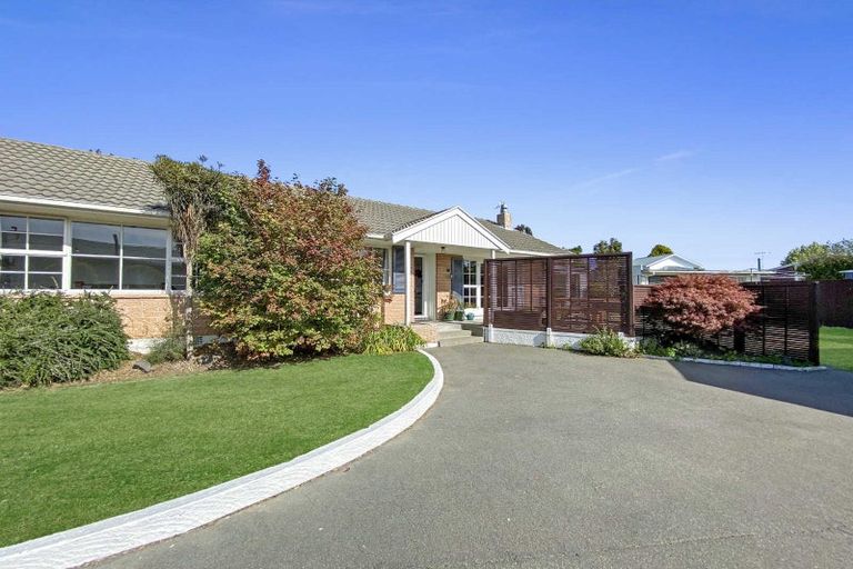 Photo of property in 55 Gladson Avenue, Sockburn, Christchurch, 8042