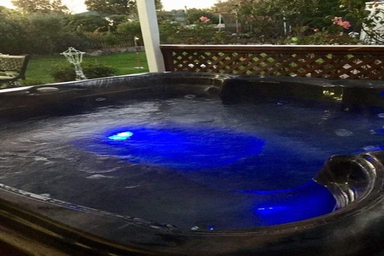 Photo of property in 62 North Terrace, Darfield, 7510