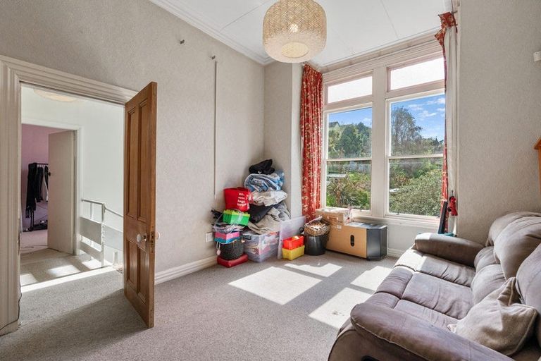Photo of property in 6 Macbeth Street, Caversham, Dunedin, 9012