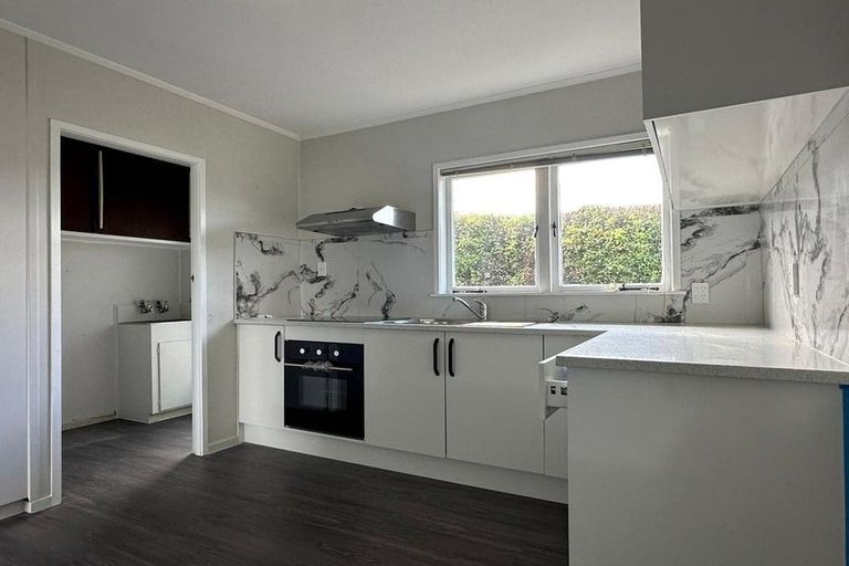 Photo of property in 4/62 Great South Road, Papakura, 2110