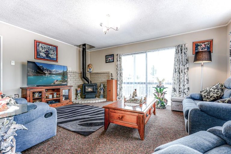 Photo of property in 80 Kahikatea Drive, Melville, Hamilton, 3206