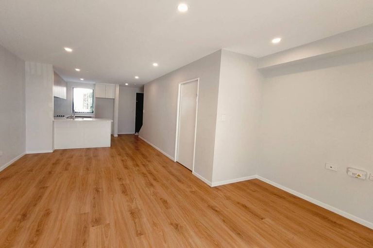 Photo of property in 13a Colin Chester Drive, Silverdale, 0932