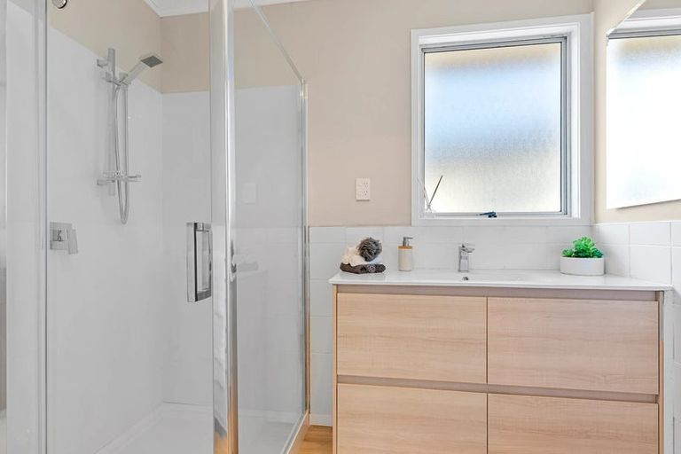 Photo of property in 39 Court Town Close, Mangere, Auckland, 2022